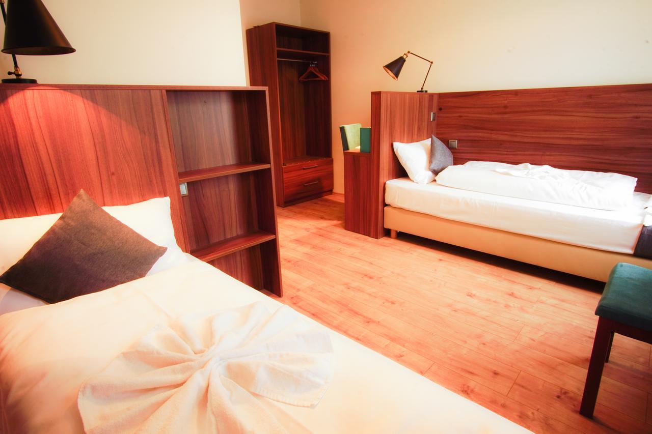 Hotel Bett Und Buch Berlin Exterior photo