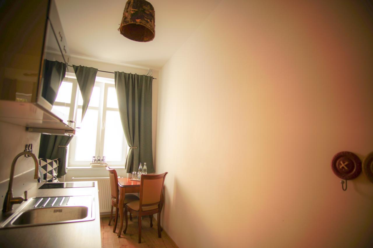 Hotel Bett Und Buch Berlin Exterior photo